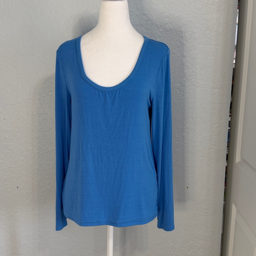 LOFT Blue Scoop Neck Long Sleeve Top